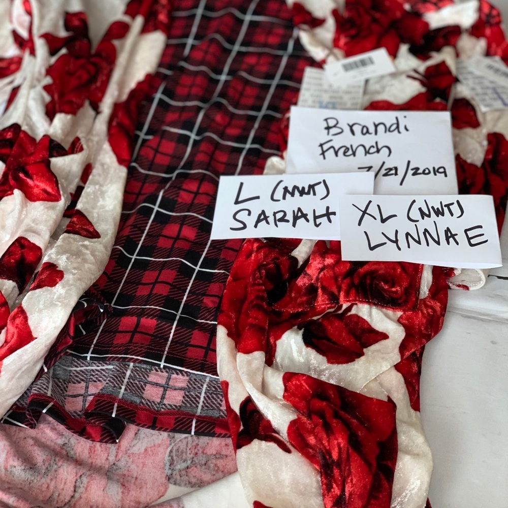 XL LYNNAE / L Sarah